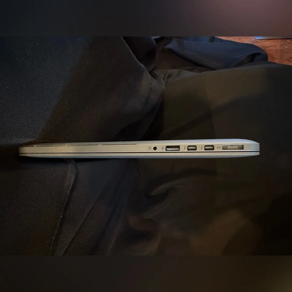 Apple MacBook Pro (Mid-2014)